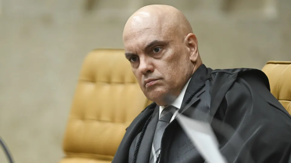 Moraes cobra explicações da Espanha após extradição de bolsonarista ser negada