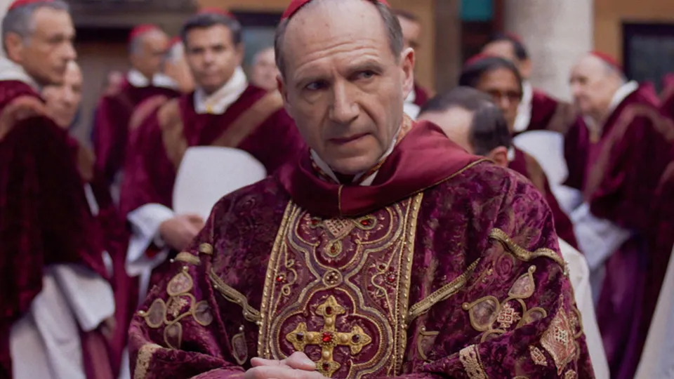 Onde assistir 'Conclave', filme sobre escolha do novo papa