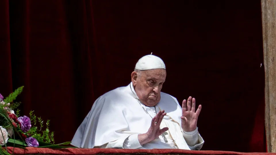 Problemas de saúde prévios podem ter acelerado morte do papa, dizem geriatras