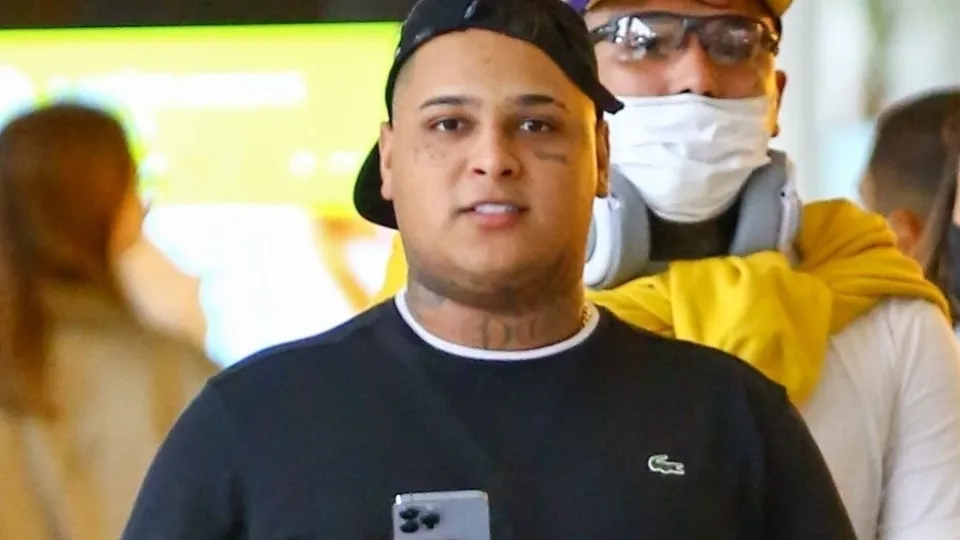 'Cavalinho de pau': MC Ryan é detido por depredar estádio em Piracicaba