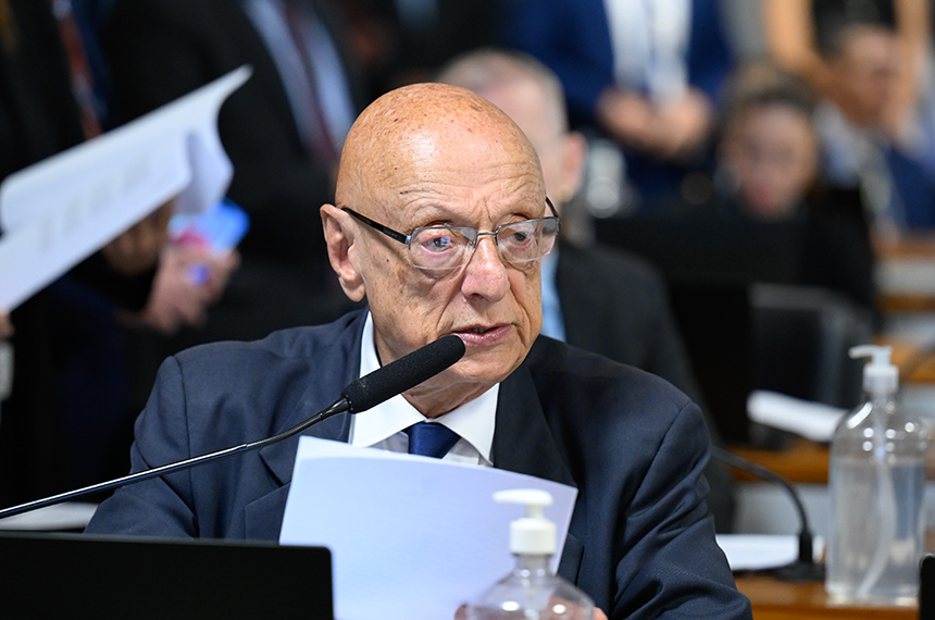 Regras para uso de postes por empresas de energia e teles vão à Câmara