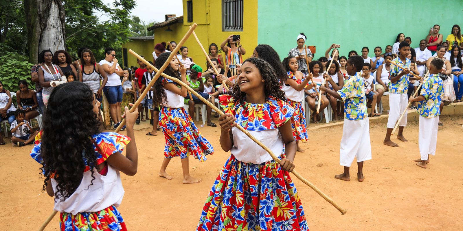 Festival do Quilombo Urbano Mineiro Pau celebra Dia Mundial da África