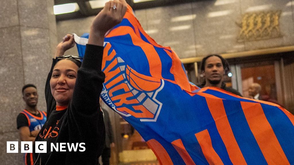 'City's gonna be crazy:' Knicks run electrifies NYC, as Trump's attendance locks down arena