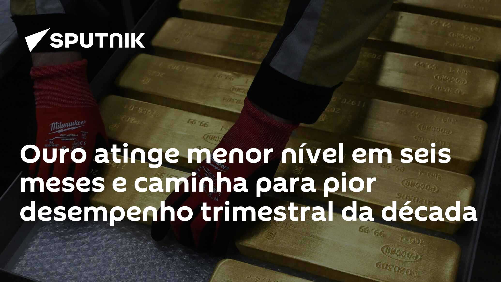 Ouro atinge menor nível em seis meses e caminha para pior desempenho trimestral da década