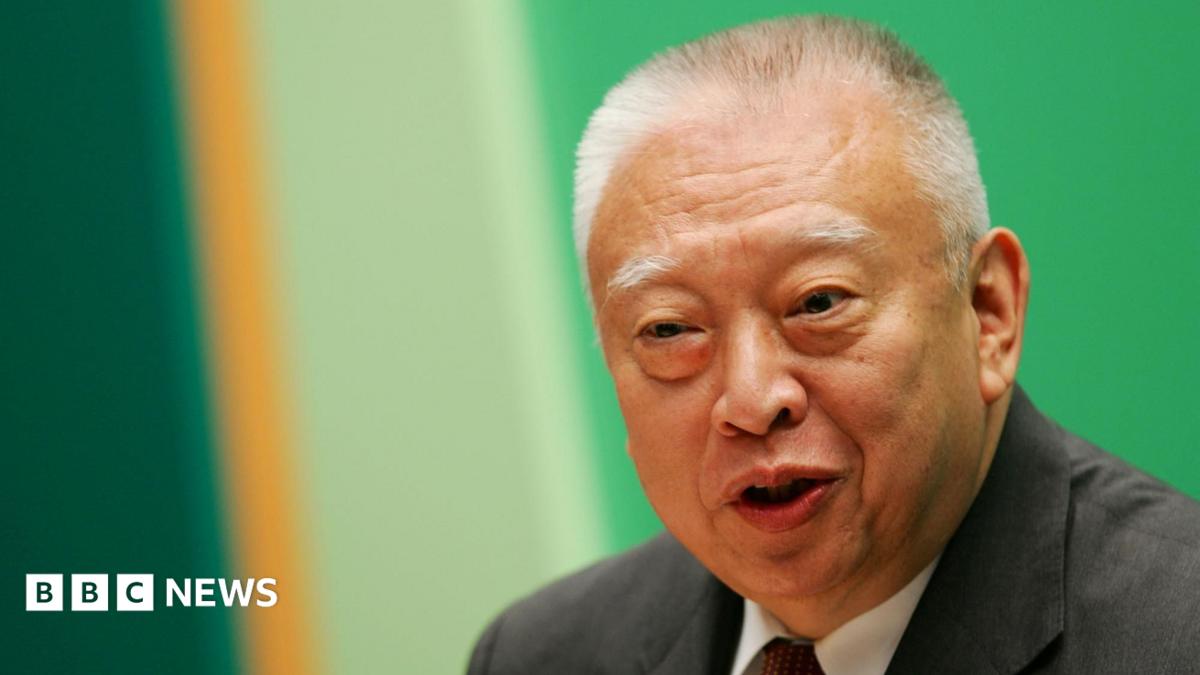Hong Kong's first leader after British handover dies