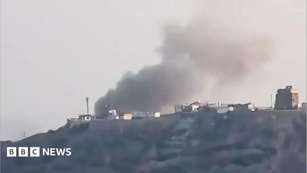 Houthi missile attack on Yemeni presidential palace kills five, minister says