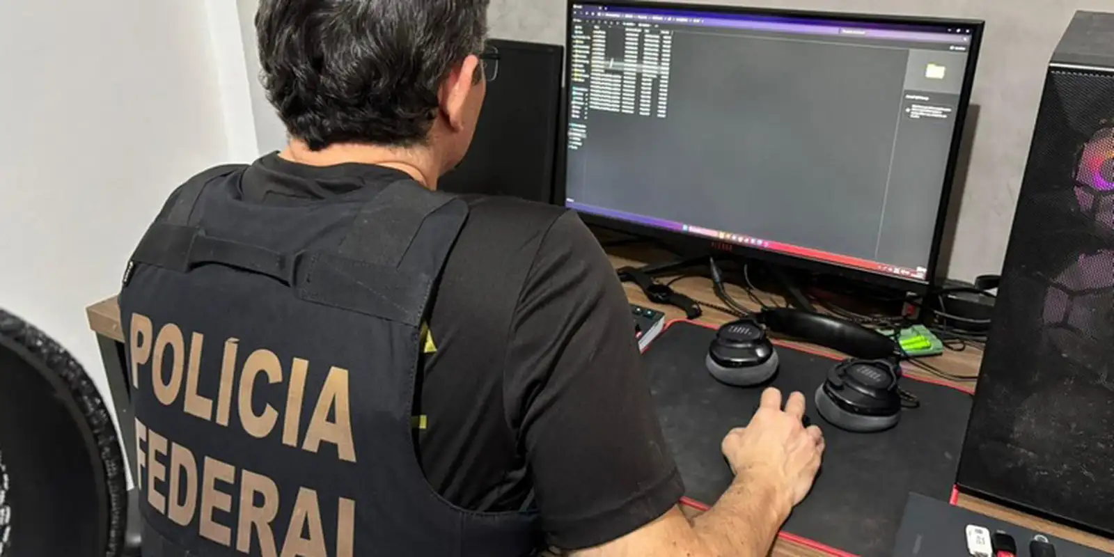 PF faz ação para prender 23 envolvidos com facção criminosa no Rio