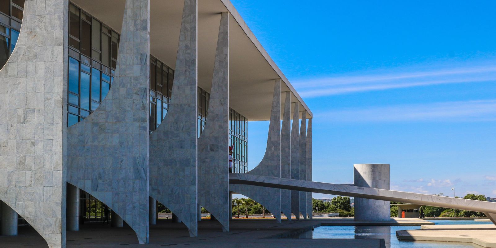 Instituto prevê impacto fiscal de R$ 40 bilhões com medidas de Lula