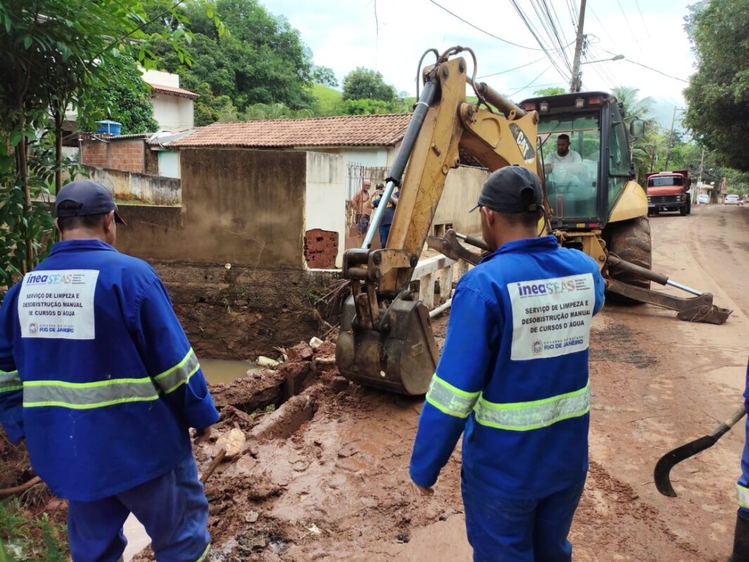 Programa Limpa Rio começa 2025 atuando em áreas de risco de alagamentos